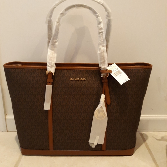 Michael Kors EXTRA LARGE TOTE
